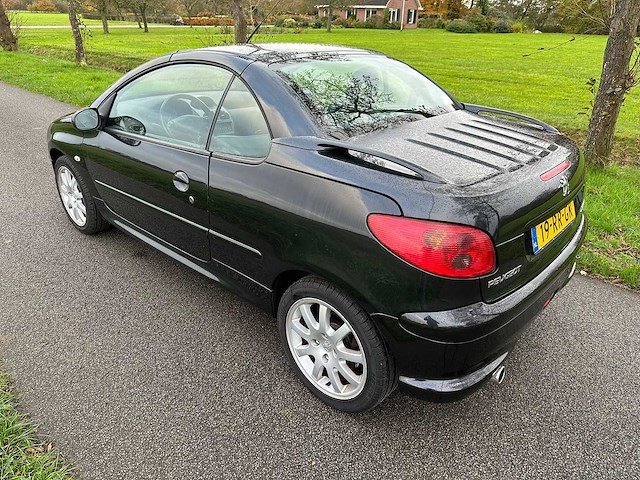 Peugeot - 2005 - 206 cc - 2.0-16v griffe - 19-rr-gk - afbeelding 4 van  10