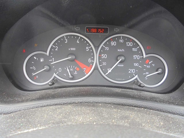 Peugeot - 2005 - 206 cc - 2.0-16v griffe - 71-rv-vk - afbeelding 2 van  11