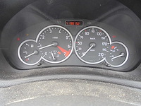 Peugeot - 2005 - 206 cc - 2.0-16v griffe - 71-rv-vk - afbeelding 2 van  11