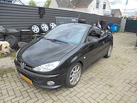 Peugeot - 2005 - 206 cc - 2.0-16v griffe - 71-rv-vk - afbeelding 1 van  11