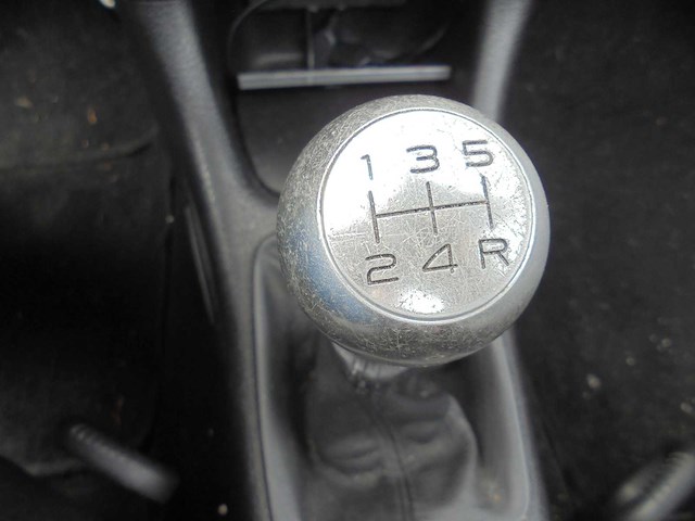 Peugeot - 2005 - 206 cc - 2.0-16v griffe - 71-rv-vk - afbeelding 9 van  11