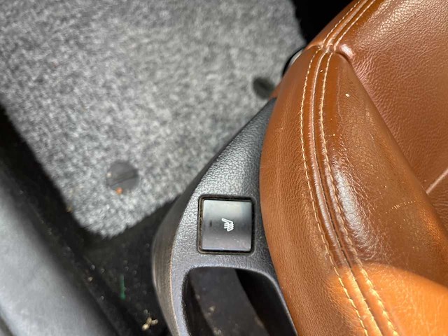 Peugeot - 2005 - 307 sw - 2.0 hdif roland g. - 72-rn-xl - afbeelding 3 van  14