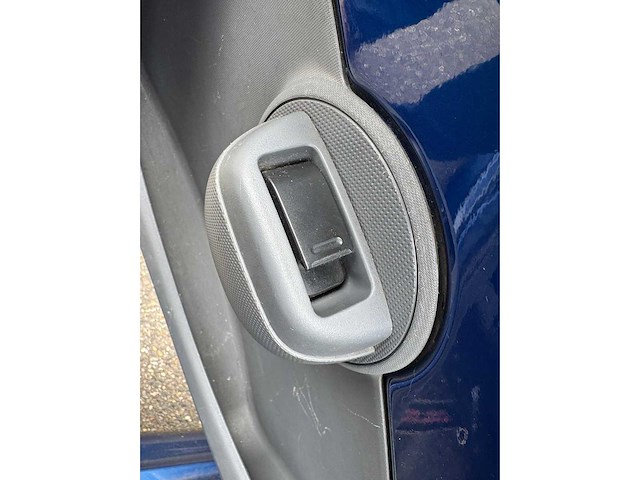 Peugeot - 2006 - 107 - 1.0-12v xs - sh-337-j - afbeelding 2 van  16