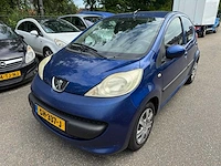 Peugeot - 2006 - 107 - 1.0-12v xs - sh-337-j