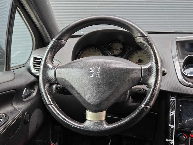 Peugeot - 2006 - 207 - 1.6-16v xs pack - 37-sx-dh - afbeelding 16 van  39