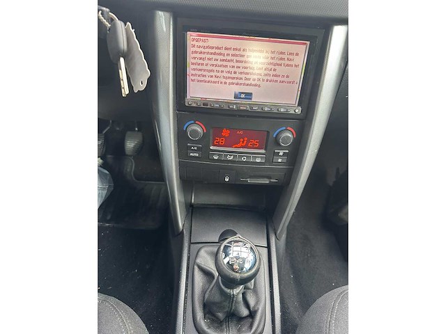 Peugeot - 2006 - 207 - 1.6-16v xs pack - 48-sz-rk - afbeelding 8 van  18