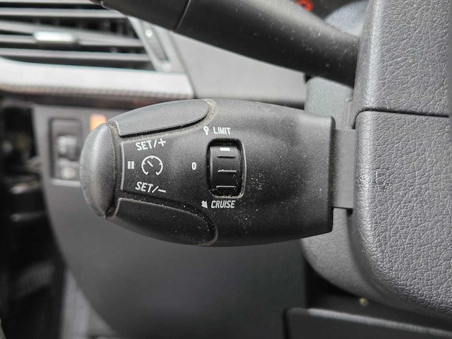 Peugeot - 2006 - 207 - 1.6-16v xs pack - afbeelding 20 van  42