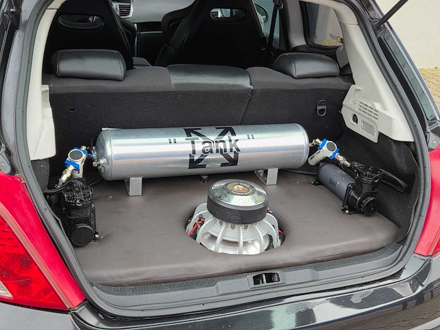 Peugeot - 2006 - 207 - 1.6-16v xs pack - afbeelding 30 van  42