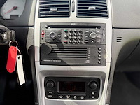 Peugeot - 2006 - 307 - 1.6-16v oxygo - 58-tg-hb - afbeelding 2 van  13