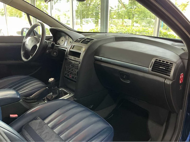 Peugeot - 2006 - 407 - 1.8-16v xr pack - marge auto - afbeelding 14 van  33