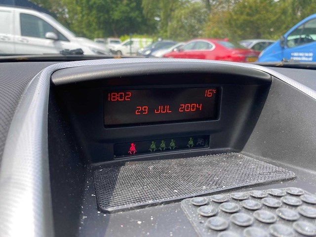 Peugeot - 2007 - 207 - 1.6 vti xs pack - 71-xb-kb - afbeelding 19 van  19