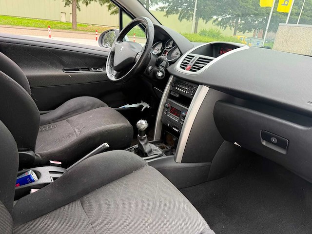 Peugeot - 2007 - 207 - 1.6 vti xs pack - personenauto - afbeelding 3 van  17