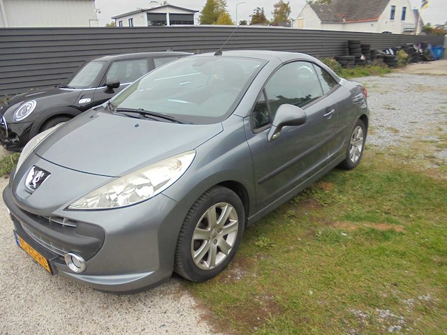 Peugeot - 2007 - 207 cc - 1.6 vti - 45-xs-rd - afbeelding 2 van  4