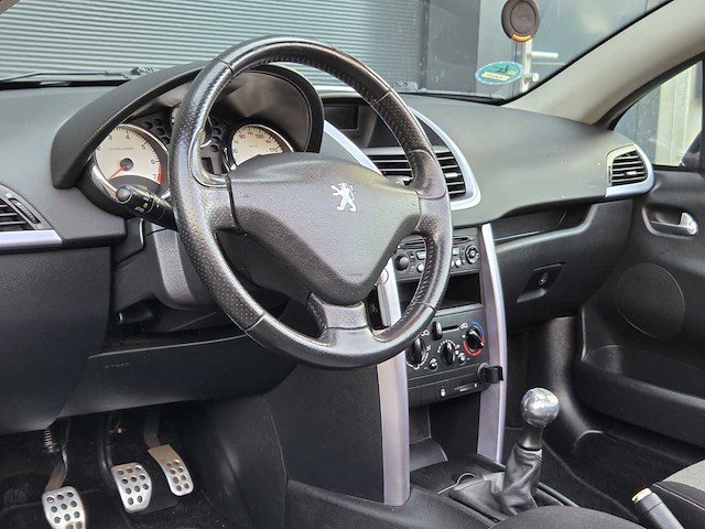 Peugeot - 2007 - 207 cc - 1.6 vti - 66-xk-rk - afbeelding 16 van  21