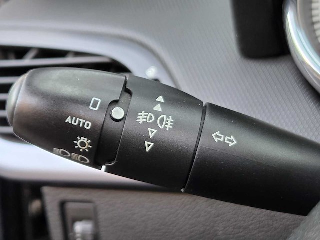 Peugeot - 2007 - 207 cc - 1.6 vti - 66-xk-rk - afbeelding 7 van  21