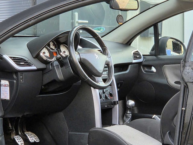 Peugeot - 2007 - 207 cc - 1.6 vti - 66-xk-rk - afbeelding 3 van  17