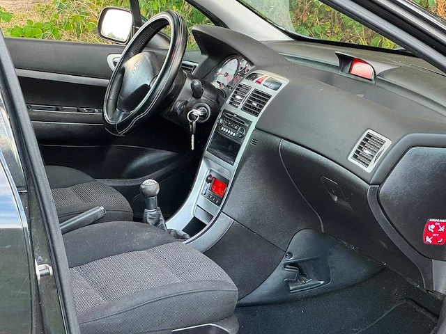 Peugeot - 2007 - 307 sw - 1.6-16v premium - personenauto - 63-xk-fx - afbeelding 4 van  18