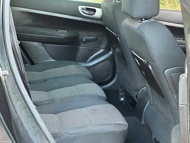 Peugeot - 2007 - 307 sw - 1.6-16v premium - personenauto - 63-xk-fx - afbeelding 9 van  18