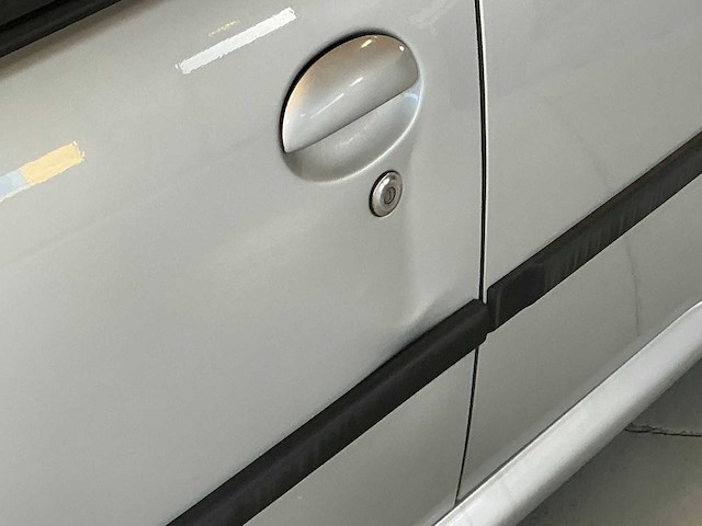 Peugeot - 2008 - 107 - 1.0-12v xs - personenauto - afbeelding 11 van  20