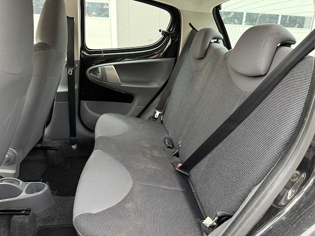 Peugeot - 2008 - 107 - 1.0-12v xs - personenauto - afbeelding 3 van  20