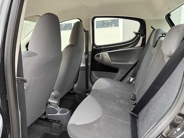 Peugeot - 2008 - 107 - 1.0-12v xs - personenauto - afbeelding 4 van  20