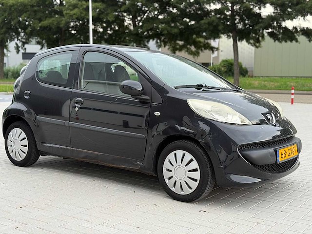 Peugeot - 2008 - 107 - 1.0-12v xs - personenauto - afbeelding 18 van  20