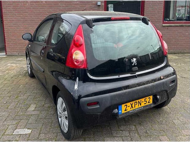 Peugeot - 2008 - 107 - 1.0-12v xs urban m. - personenauto - afbeelding 2 van  8
