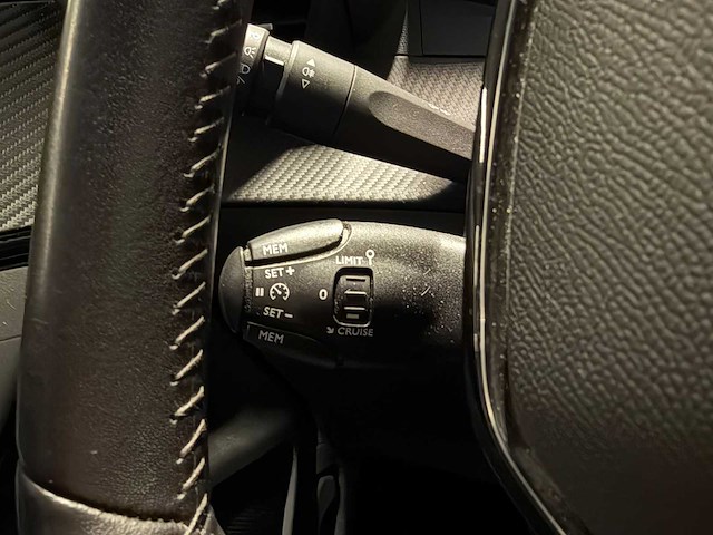 Peugeot - 2008 - 1.2 pt active pack 2021 n-373-sf iaw - afbeelding 20 van  24