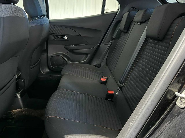 Peugeot - 2008 - 1.2 pt active pack 2021 n-373-sf iaw - afbeelding 11 van  22