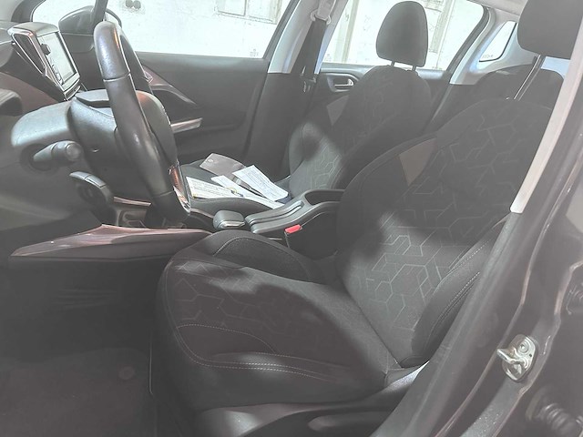 Peugeot - 2008 - 1.2 puretech style - np-665-t- 2016 - afbeelding 1 van  4