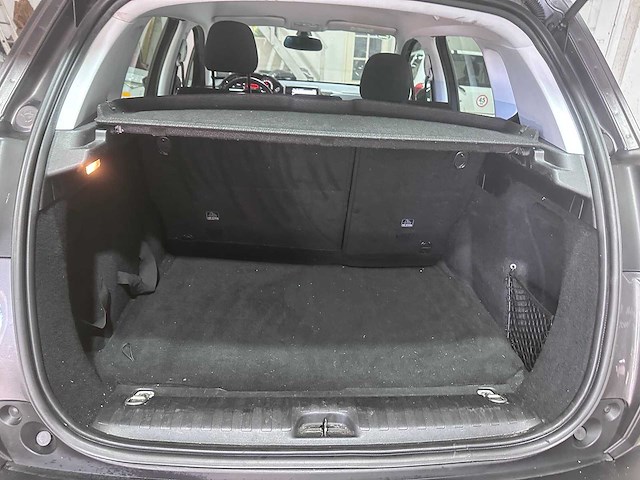 Peugeot - 2008 - 1.2 puretech style - np-665-t- 2016 - afbeelding 2 van  4