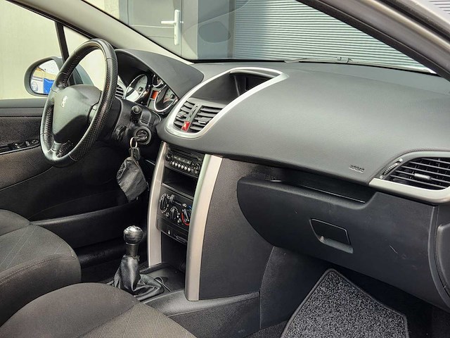 Peugeot - 2008 - 207 - 1.4 vti cool 'n blue - 32-jvh-7 - afbeelding 13 van  22