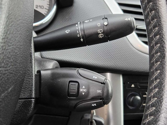 Peugeot - 2008 - 207 - 1.4 vti cool 'n blue - 32-jvh-7 - afbeelding 5 van  22