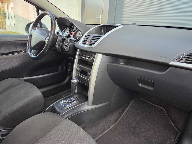 Peugeot - 2008 - 207 - 1.6 vti xs pack - 76-zk-hx - personenauto - afbeelding 5 van  5