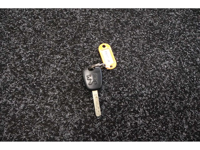 Peugeot - 2008 - 207 sw - 1.4 vti xs - personenauto - afbeelding 9 van  17