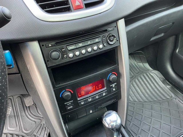 Peugeot - 2008 - 207 sw - 1.6 vti xs - personenauto (20-zn-tp) - afbeelding 5 van  29