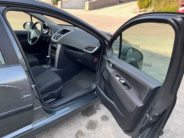 Peugeot - 2008 - 207 sw - 1.6 vti xs - personenauto (20-zn-tp) - afbeelding 8 van  29