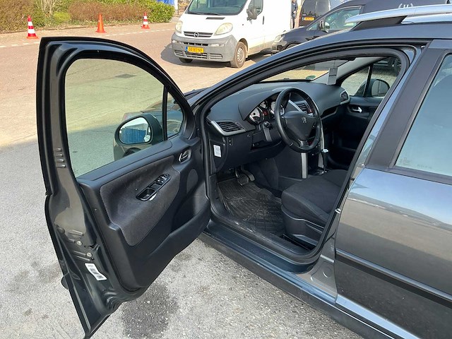 Peugeot - 2008 - 207 sw - 1.6 vti xs - personenauto (20-zn-tp) - afbeelding 27 van  29