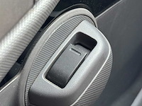 Peugeot - 2009 - 107 - 1.0-12v sublime - 03-khr-3 - afbeelding 3 van  12