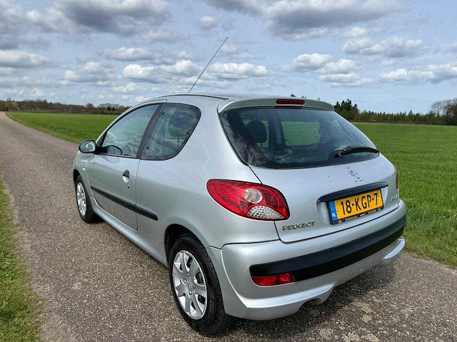 Peugeot - 2009 - 206 + - 1.1 xr - 18-kgp-7 - afbeelding 4 van  10