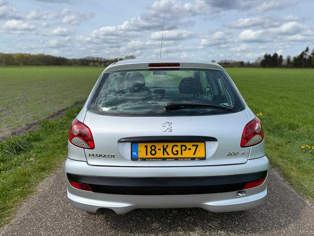 Peugeot - 2009 - 206 + - 1.1 xr - 18-kgp-7 - afbeelding 5 van  10