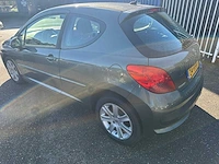 Peugeot - 2009 - 207 - 1.4 vti xs pack - 24-hhn-1 - afbeelding 6 van  11
