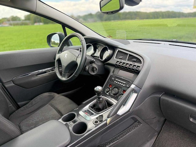 Peugeot - 2009 - 3008 - 1.6 hdif sr - 56-jfz-1 - afbeelding 11 van  11