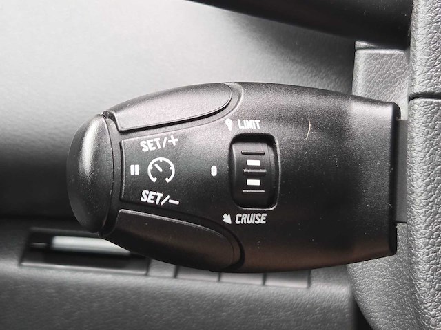 Peugeot - 2009 - 3008 - 1.6 vti première - 03-kgv-4 - afbeelding 9 van  29