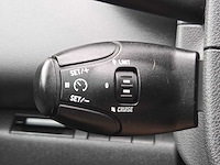 Peugeot - 2009 - 3008 - 1.6 vti première - 03-kgv-4 - afbeelding 9 van  29