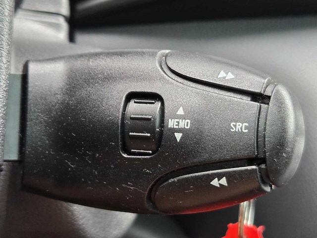 Peugeot - 2009 - 3008 - 1.6 vti première - 03-kgv-4 - afbeelding 21 van  29