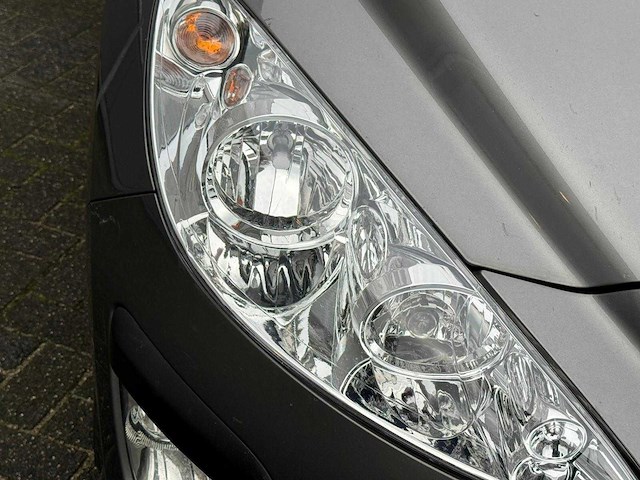 Peugeot - 2009 - 308 sw - 1.6 vti style - 97-jdn-8 - afbeelding 18 van  20