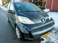 Peugeot - 2010 - 107 - 1.0-12v xs - 81-nln-2 - afbeelding 6 van  13