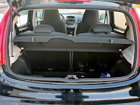 Peugeot - 2010 - 107 - 1.0-12v xs - 81-nln-2 - afbeelding 12 van  13