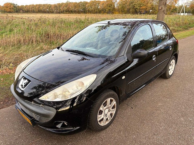 Peugeot - 2010 - 206 + - 1.4 xs - 96-kvv-6 - afbeelding 1 van  15